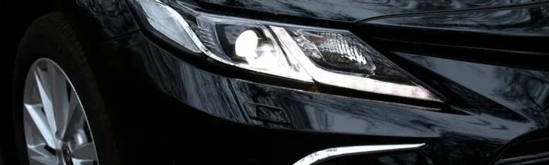 Car headlight with drl on