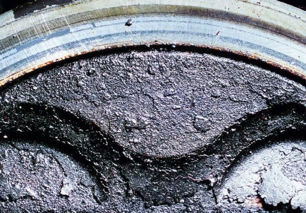 Carbon buildup in engine cylinder