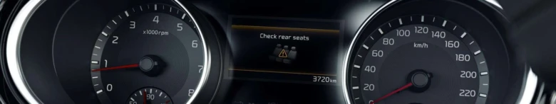 Kontrolka na voze Kia Ceed: zpráva Check rear seats v přístrojové desce.