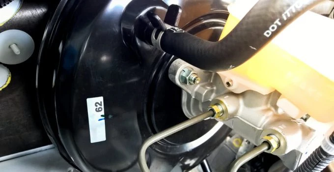 Hydraulický brzdový systém s ABS pro odvzdušnění