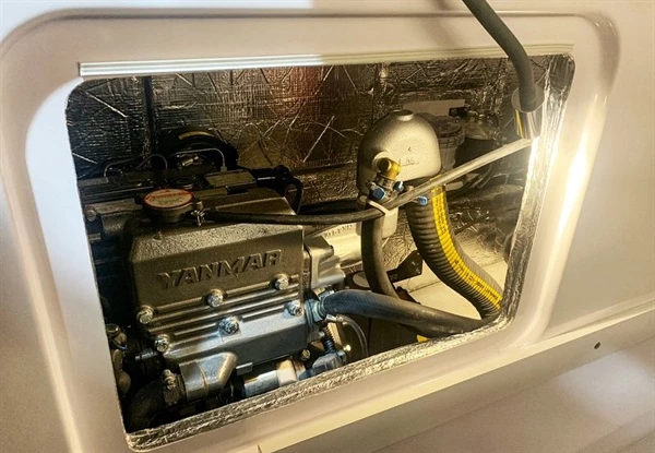Diesel engine compartment