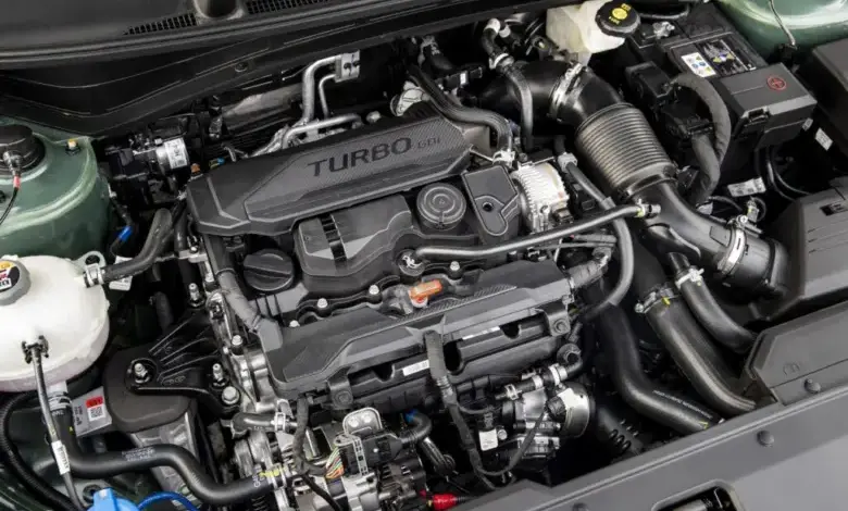Gasoline engine bay
