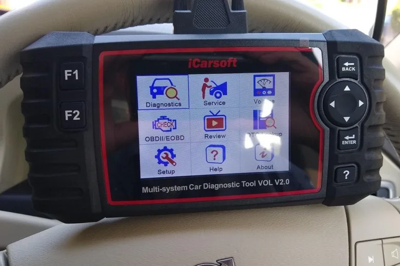 OBD2 diagnostický skener s možností dekódování chybových kódů